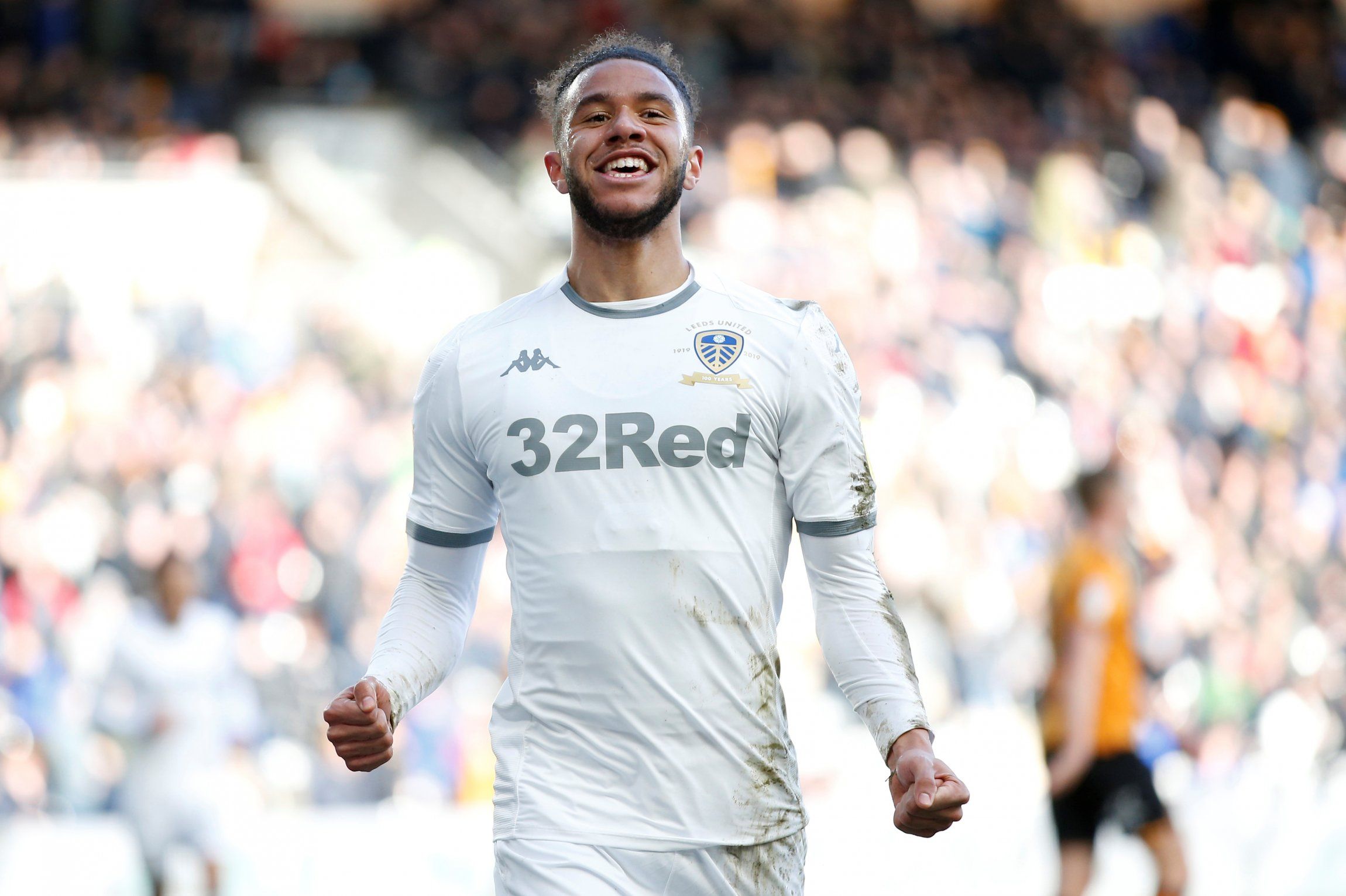 The missing piece of the jigsaw" - Lots of Leeds fans swoon over "absolute monster" | FootballFanCast.com
