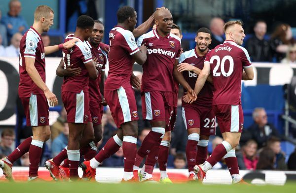 West-Ham-players-celebrate-Angelo-Ogbonnas-goal-against-Everton-in-the-Premier-League