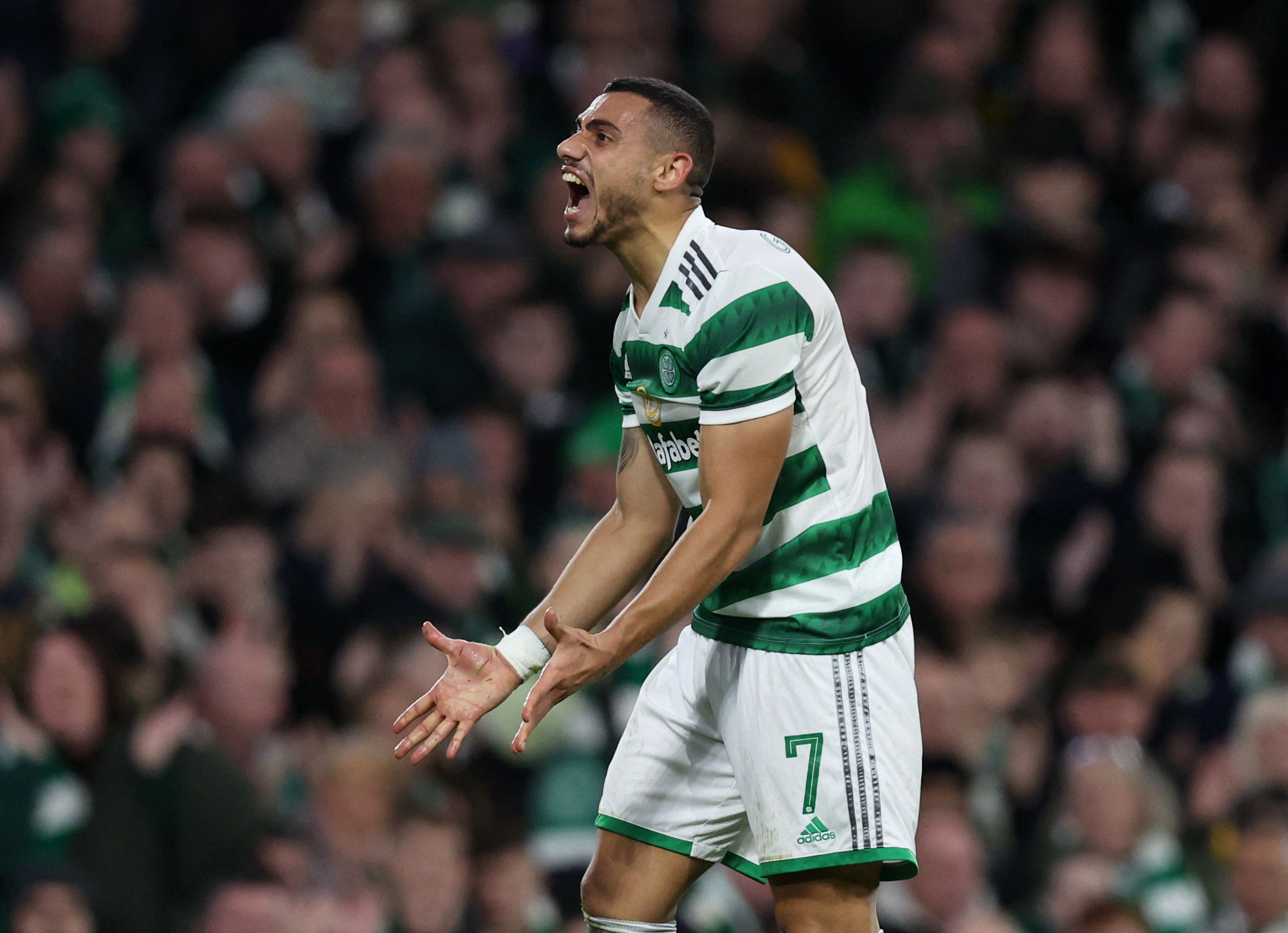 Celtic can fill Giakoumakis void with Quinn